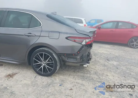 2022 Toyota Camry Se Hybrid из США, поврежденный, VIN 4T1S31AK6NU590657